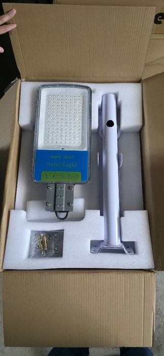 Солнечный  светильник прожекто. Куёш еритгичларир фонарь . Куёш нури ё