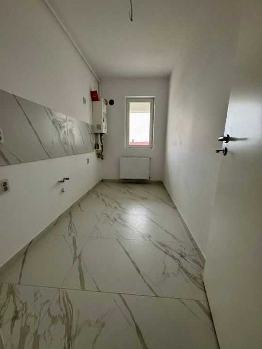 Garsoniera cartier Militari Residence - mutare imediata!!