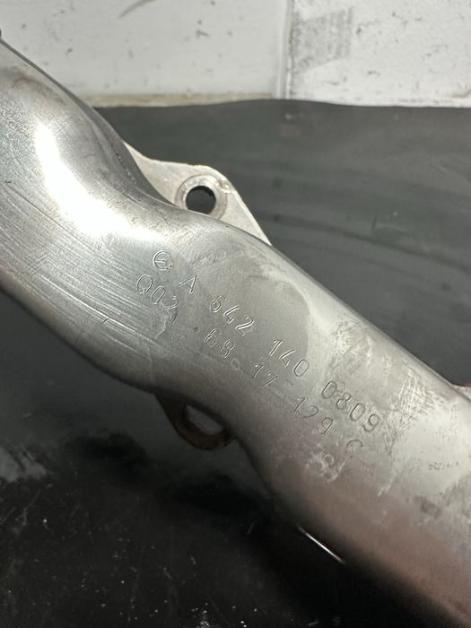 Galerie evacuare dreapta Mercedes Vito W639 3.0 CDI A6421400909