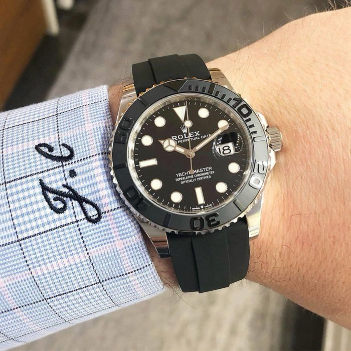 Rolex Yacht - Master Black 42,mm rubber