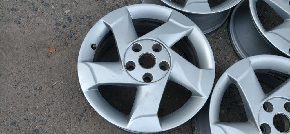 Комплект оригинальных дисков R16. Duster. Terrano. Kaptur