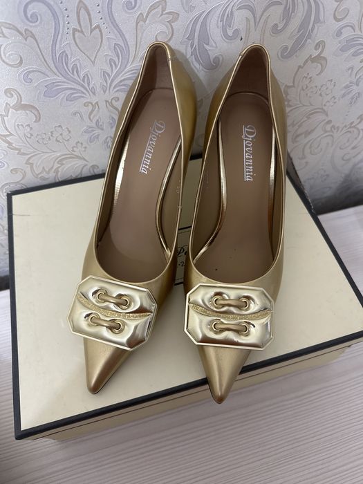 Туфли золотистый