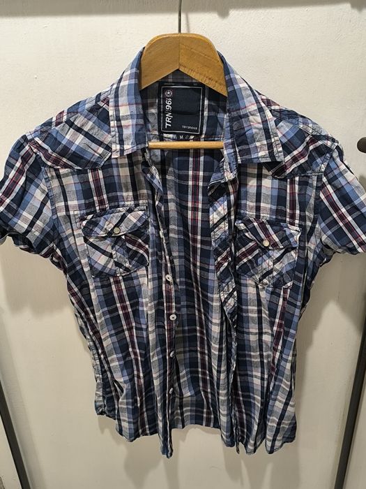 Мъжка риза с къс ръкав