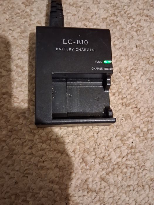 Incarcator compatibil cu baterii Canon