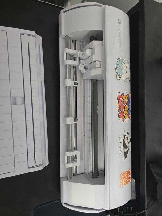 Cutter Plotter Silhouette CAMEO 5 – stare foarte bună