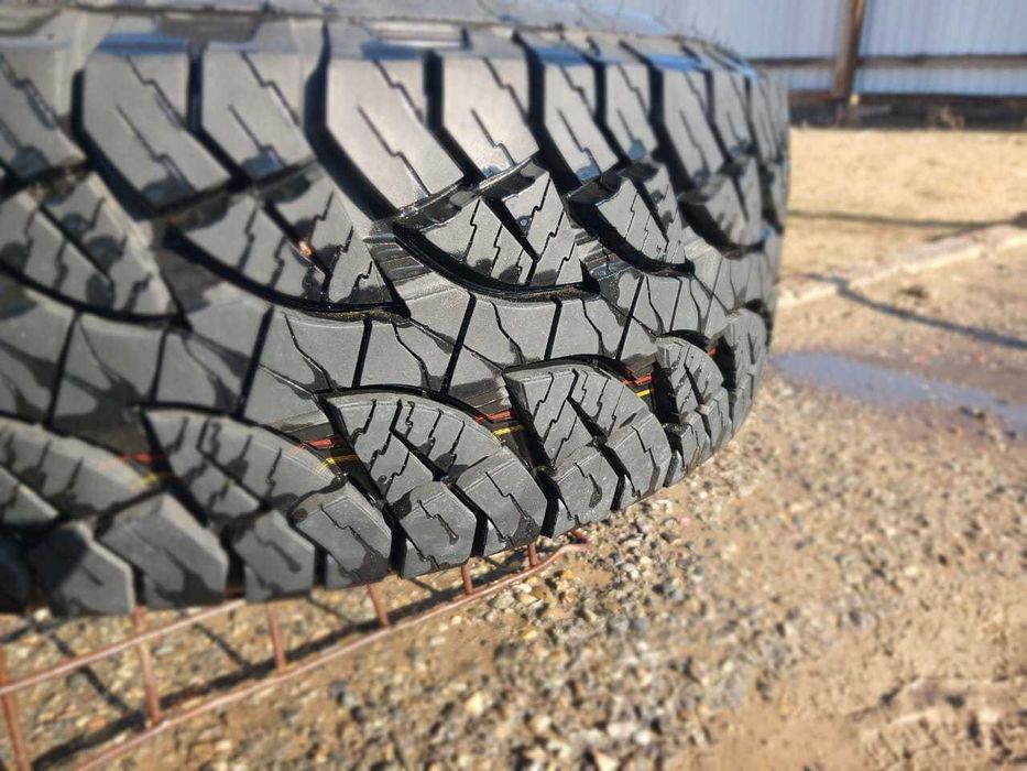 Продам шины Goform