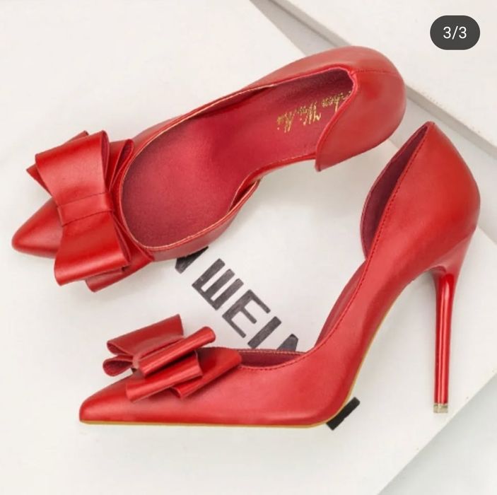 Продам туфли новые