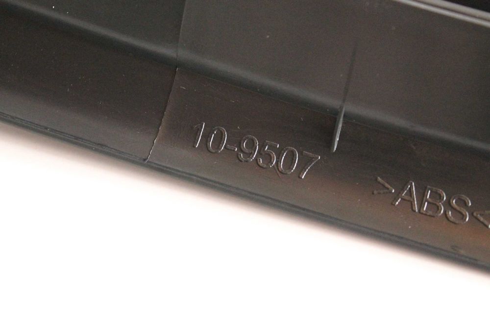 Решетка без емблема Ауди А3 8Л Фейслифт Черна Тунинг Audi A3 8L