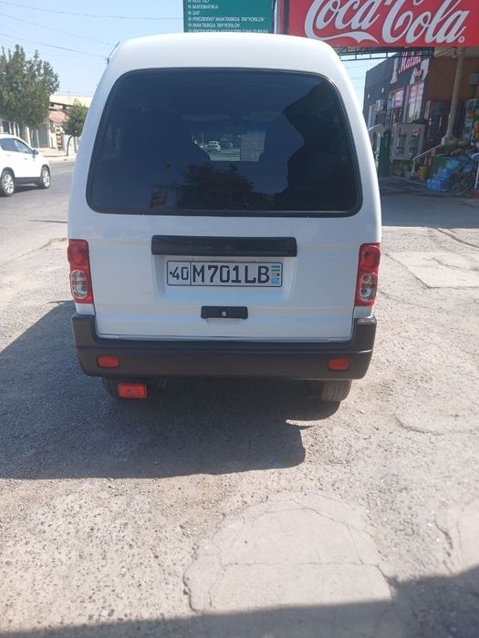 Chevrolet Damas Deluxe
