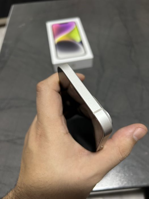 iPhone 14 99% Baterie 128GB Full Box ca NOU!