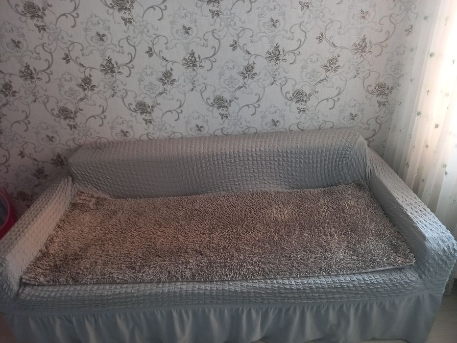 Диван буу в хорошем состоянии