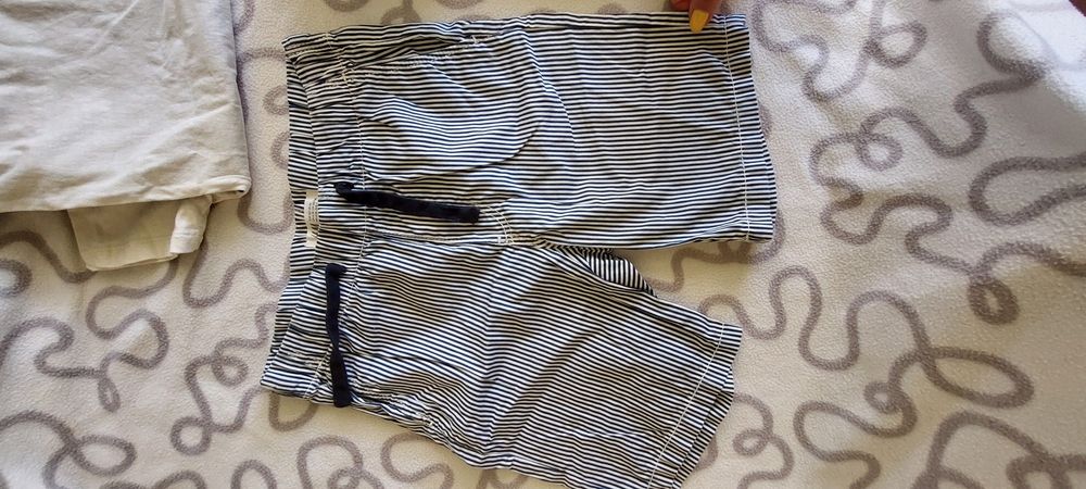 Лот тениски и панталонки h&m