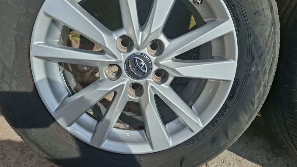 Диск 205 65 R16.