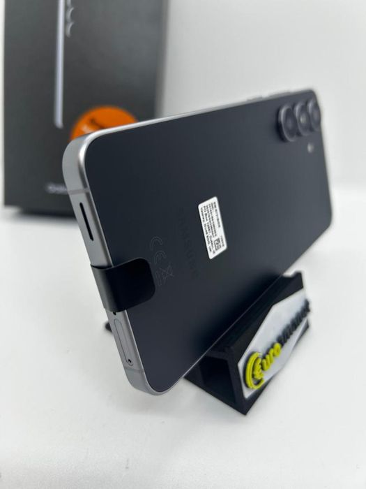 Telefon Samsung Galaxy S25 FE, Dual SIM, 8GB RAM, 128GB nou -D-