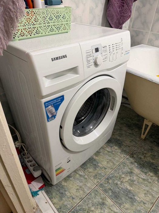 Продам стиральную машинку