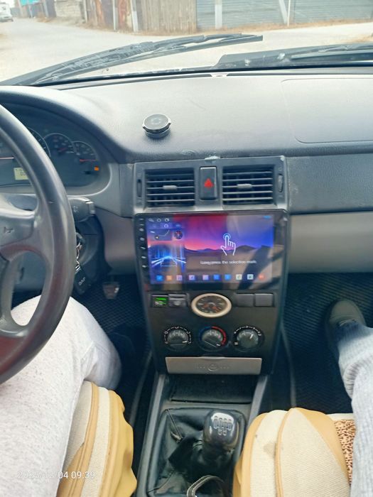 Срооочно продам машину