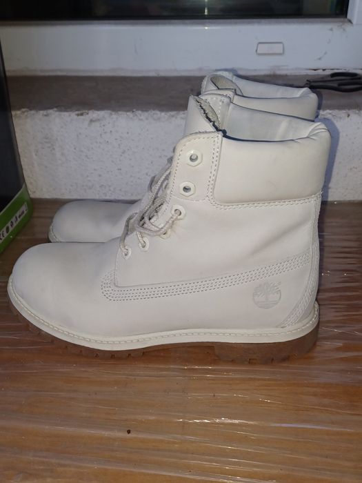 Боти Timberland бели