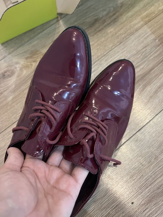 Продам лоферы почти новый