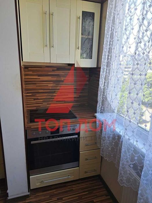 Дава се под наем Четиристаен апартамент в Варна, Младост 1 - 82 кв.м за 663 € - Снимка #2