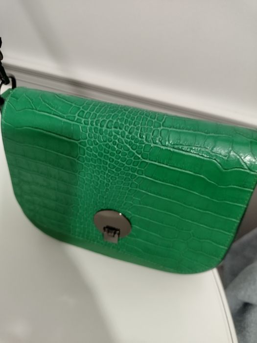 Poseta din piele naturală