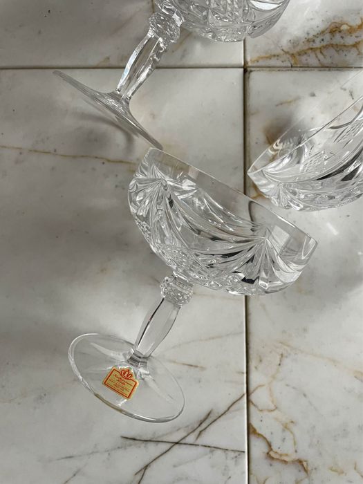 5 кристални чаши за шампанско