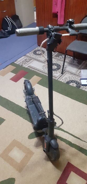 Электросамокат Найнбот Ф40