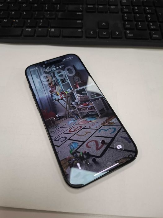 apple iphone 17 air 256gb 100% batt. 36 цикъла