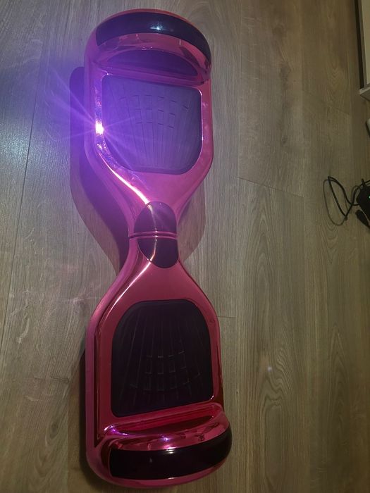 Haveboard roz, perfectă stare