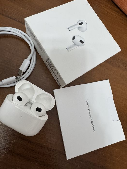 Продам AirPods 3 MagSafe