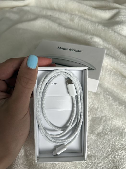 Мышь для мак бука, magic mouse , в идеальном состоянии