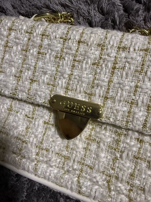 Guess сумочка твидовая