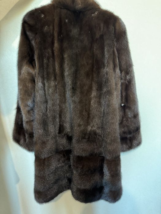 Срочнаа продаммм шубу норка!