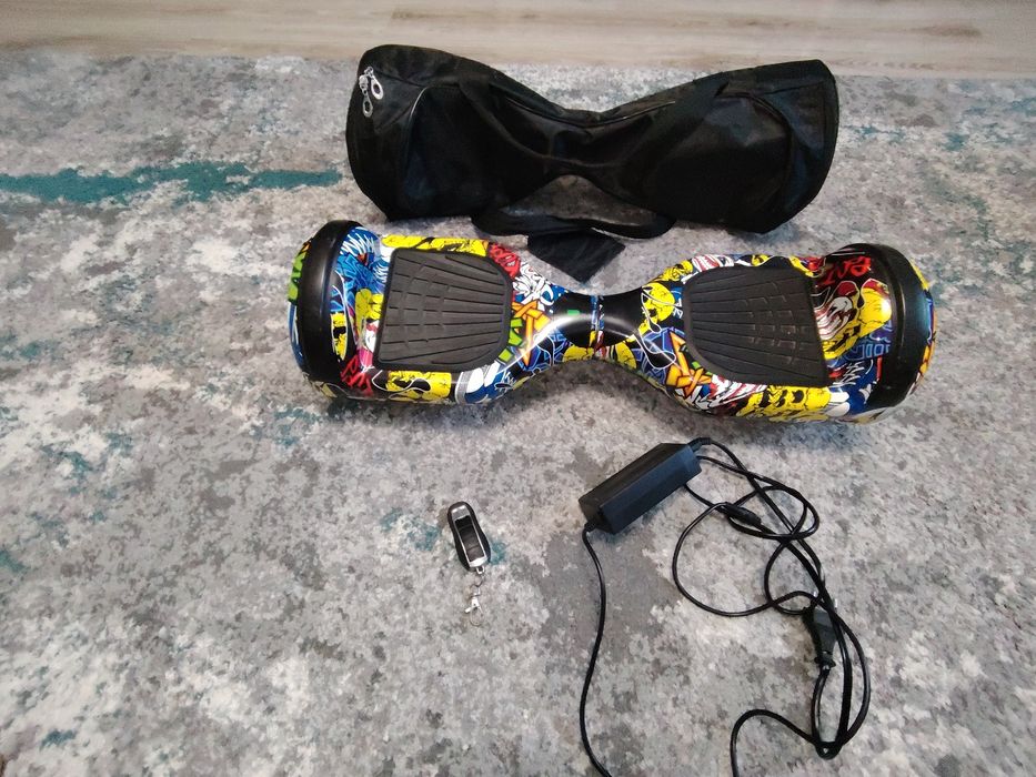 Hoverboard Electric Graffiti – Distracție, Stil și Adrenalină!