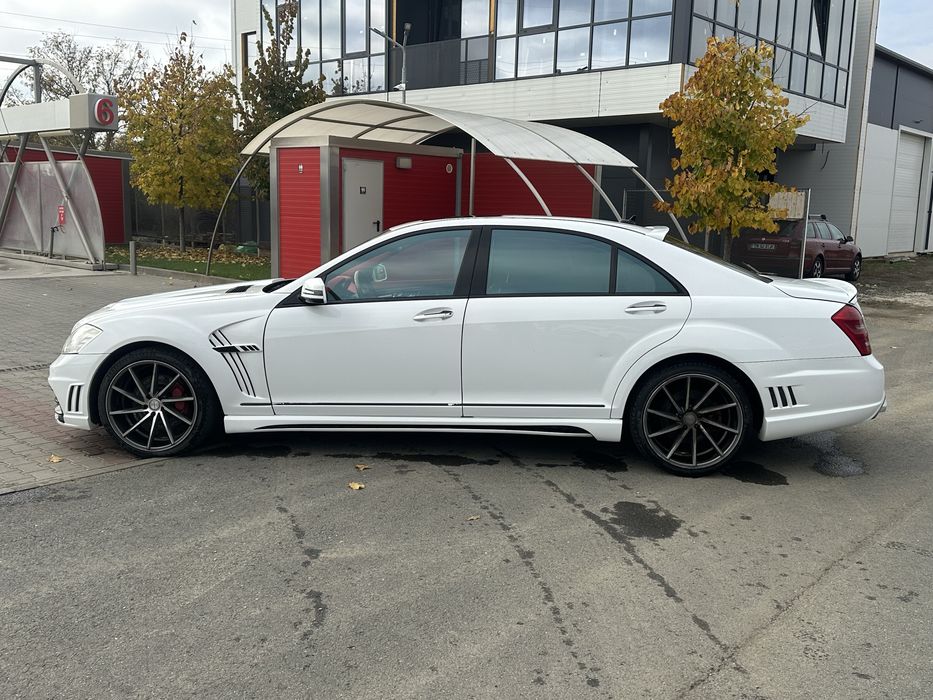 Mercedes Sklase  Loong 550