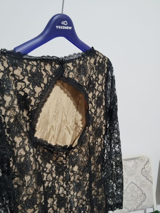 Платье  продается