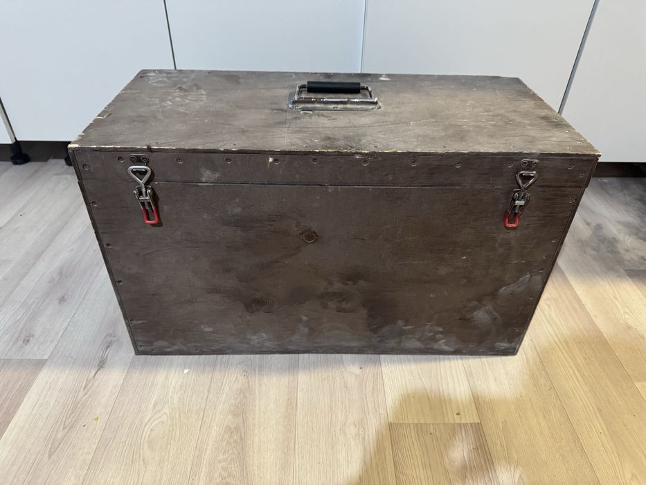 Продам яшик вместительный