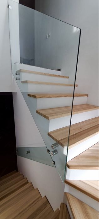 Balustrade din sticlă securizată