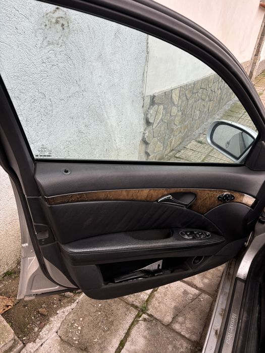 Mercedes E 270 2003 г.