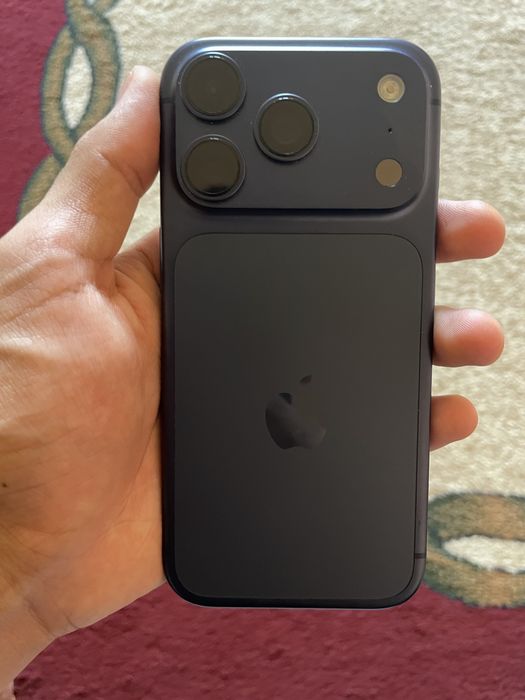Iphone 17 pro продам срочно