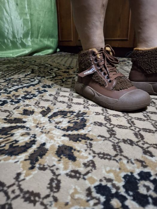 Кроссовки зимние