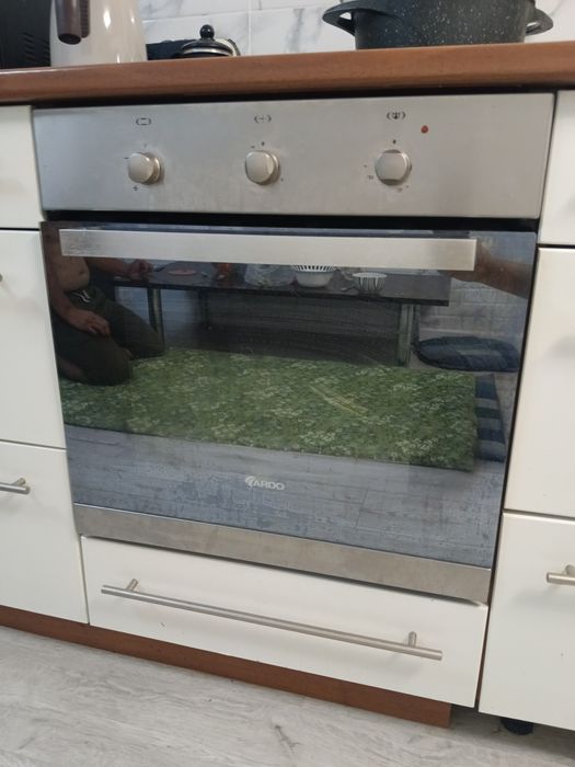 Срочно продам духовку