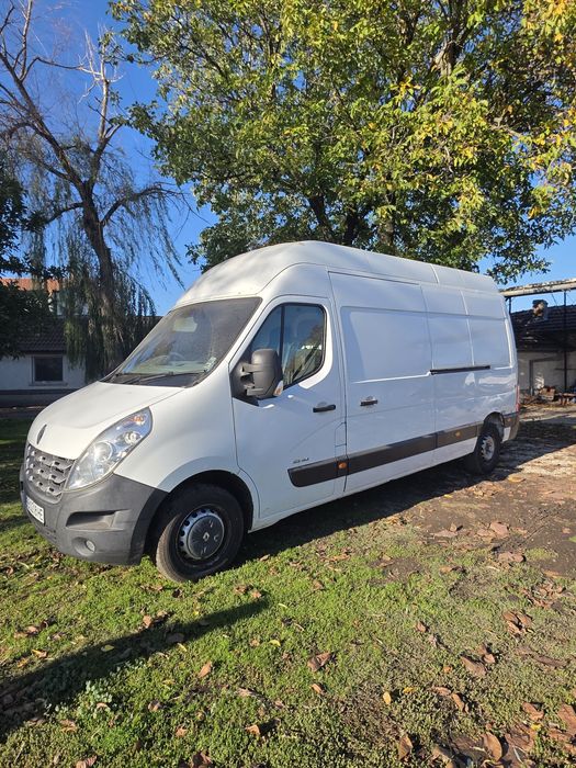 Renault master бус