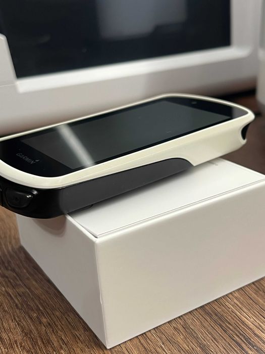 Garmin Edge 1030 – велокомпютър в много добро състояние