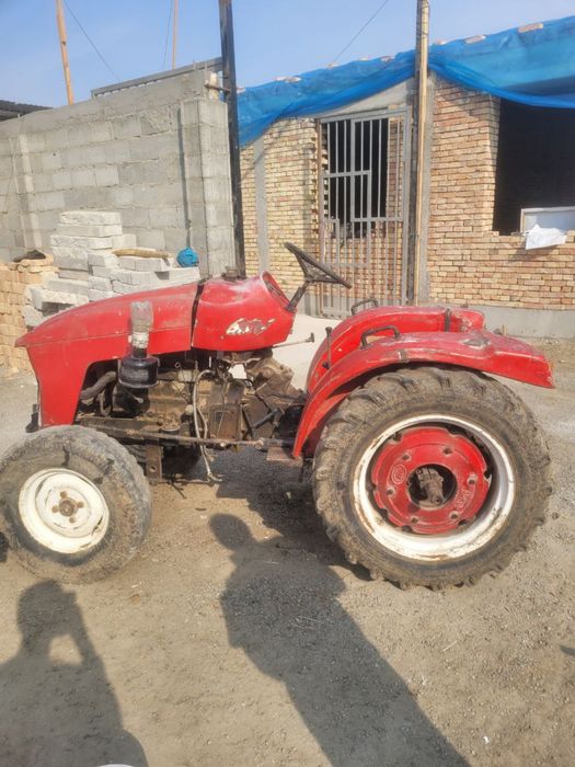 DONGFENG mini traktor sotiladi