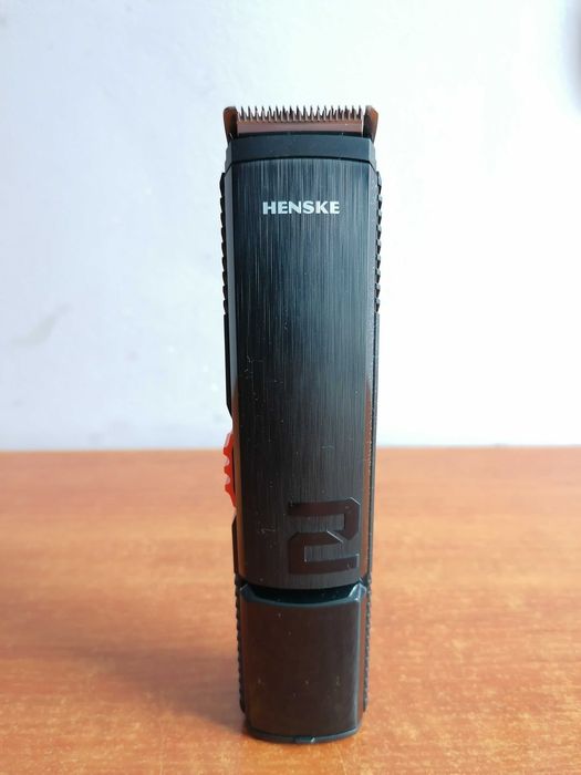 Професионална машинка за подстригване HENSKE