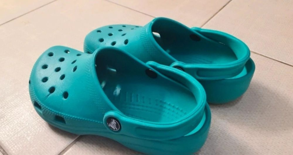 Papuci Crocs nr. 37