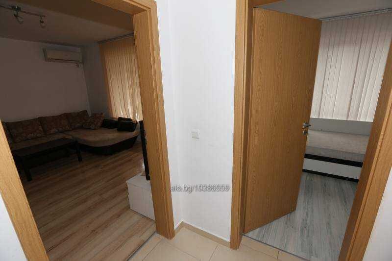 Дава се под наем Тристаен апартамент в Бургас, Лазур - 88 кв.м за 688.5 € - Снимка #6