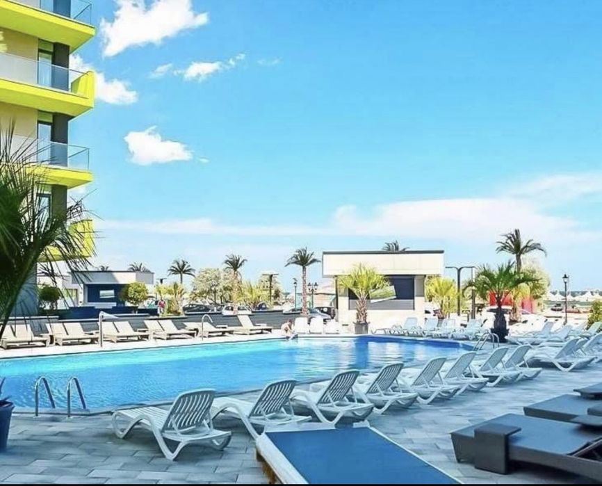 Alezzi Resort  Mamaia Nord  Cazare la Mare