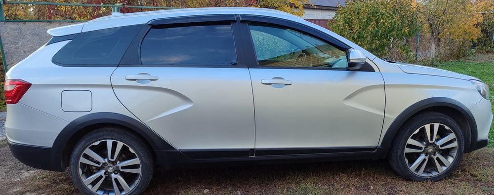 Lada Vesta SW Croos 2021 г.