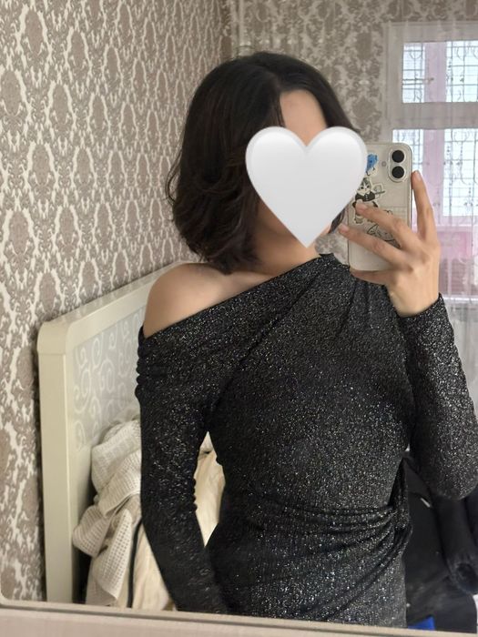 вечернее платье.